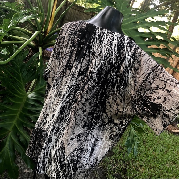 Kenzie Black and White Abstract Tree Print Blouse - Picture 5 of 8